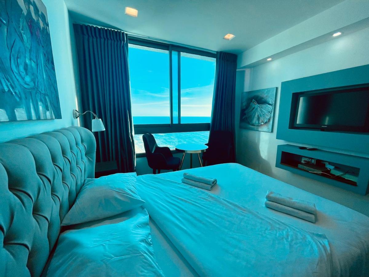 Carmel Holiday Apartments Нетанья Екстер'єр фото