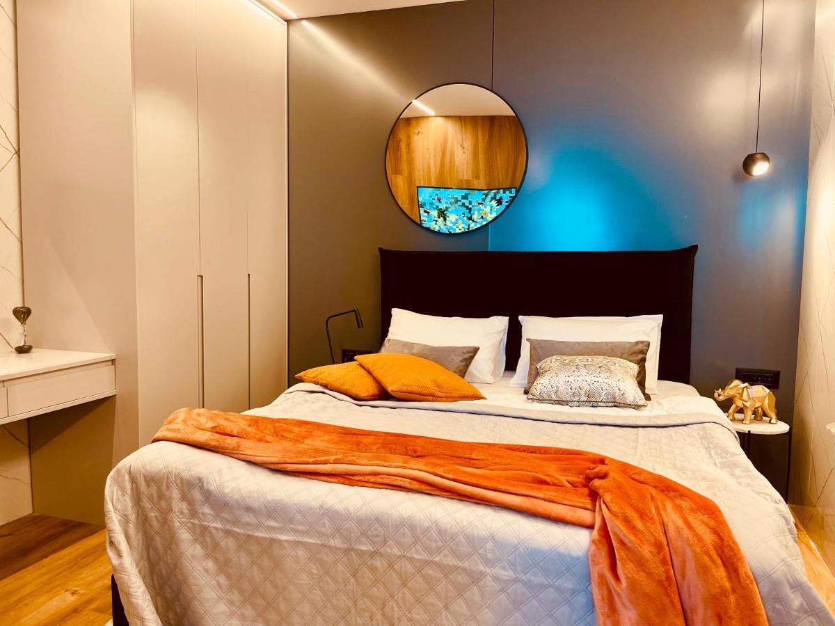 Carmel Holiday Apartments Нетанья Екстер'єр фото