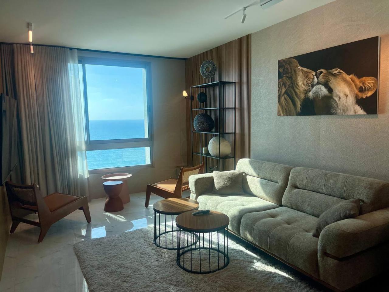 Carmel Holiday Apartments Нетанья Екстер'єр фото